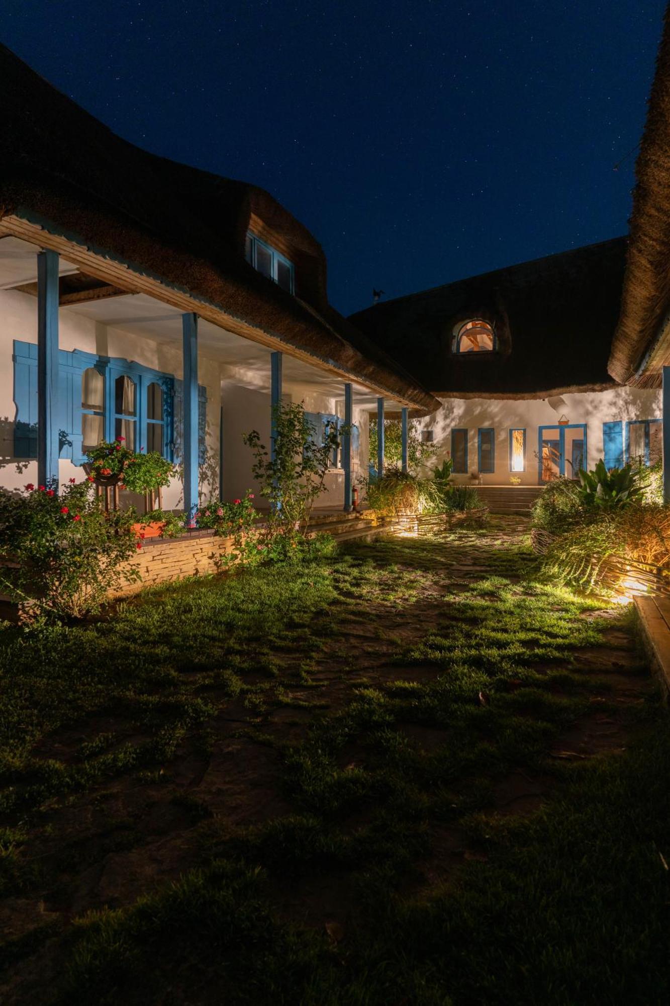 5 Chirpici - Small Traditional Resort Murighiol Esterno foto